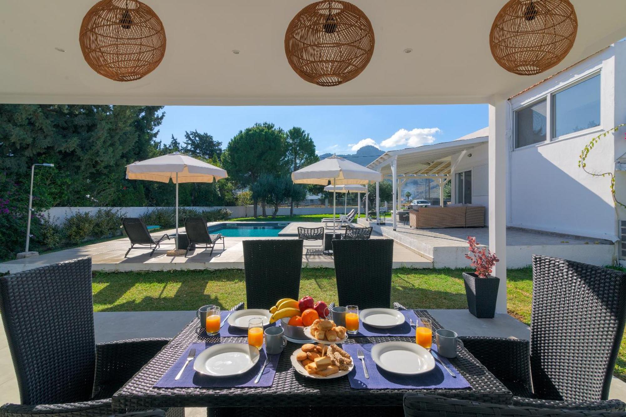 Casa Bianca Villa Kolymbia Exteriör bild